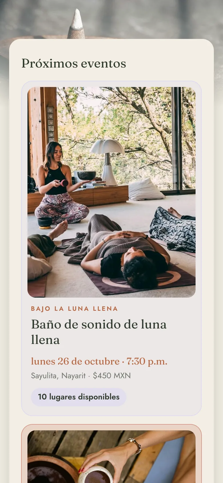 La página de Casa Copal en un celular, con sus próximos eventos y los lugares disponibles.